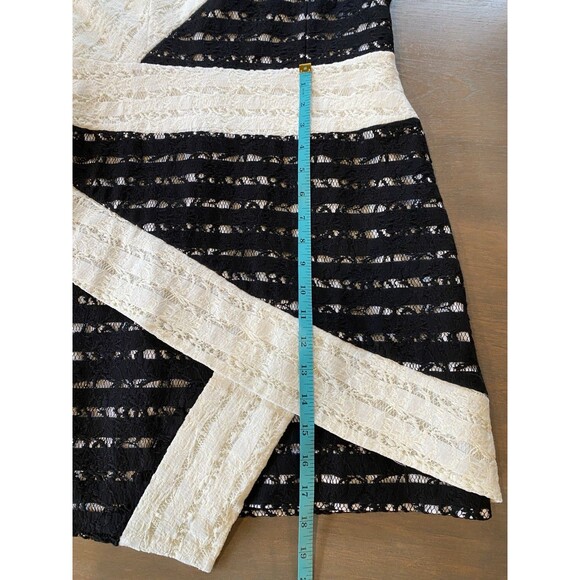 BCBGMAXAZRIA Dress Size 8 Dalia Mini Sheath White w/ Lace Detail Black White EUC - Picture 10 of 16